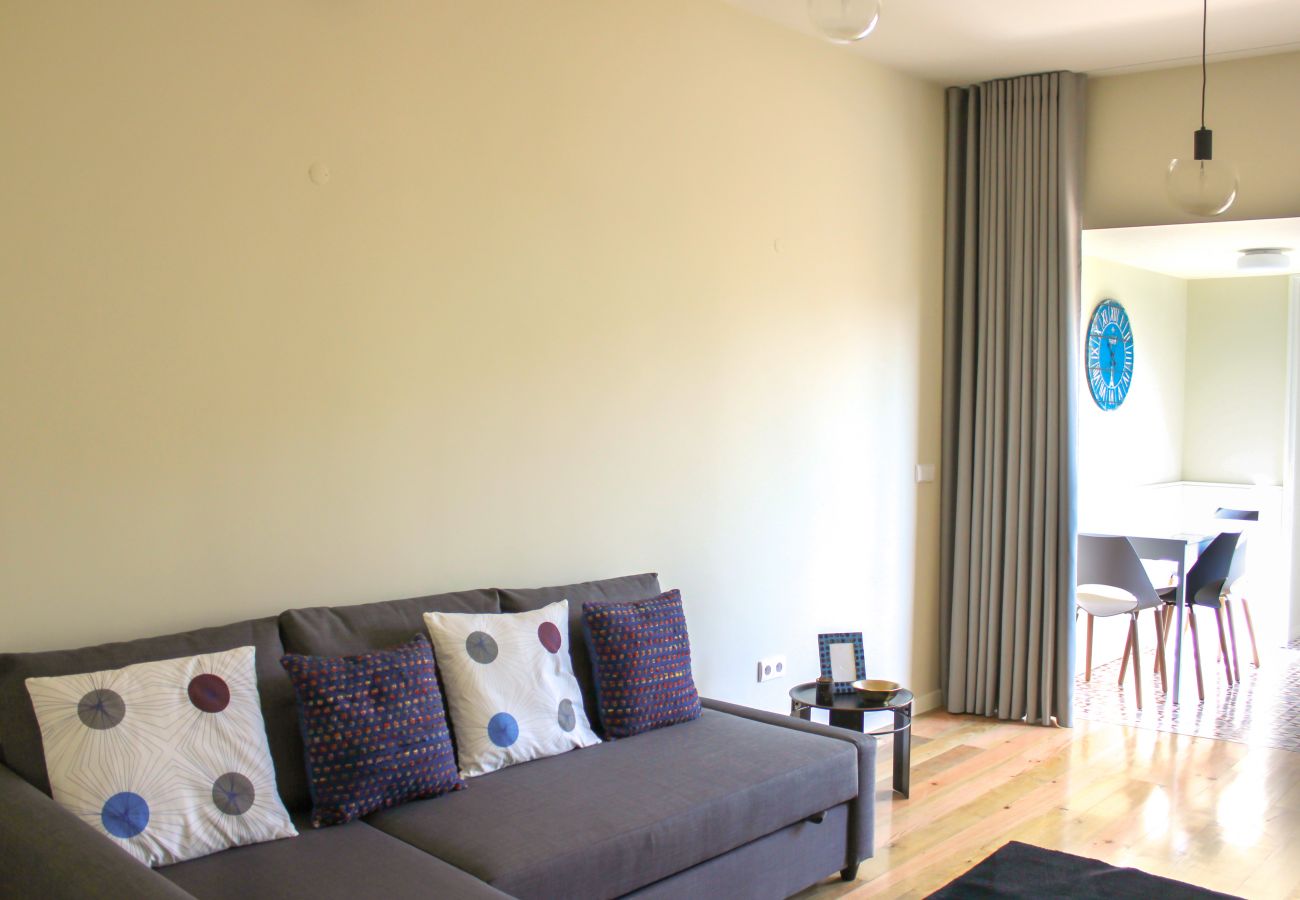 Apartamento em Porto - São Bento - One bedroom apartment with balcony
