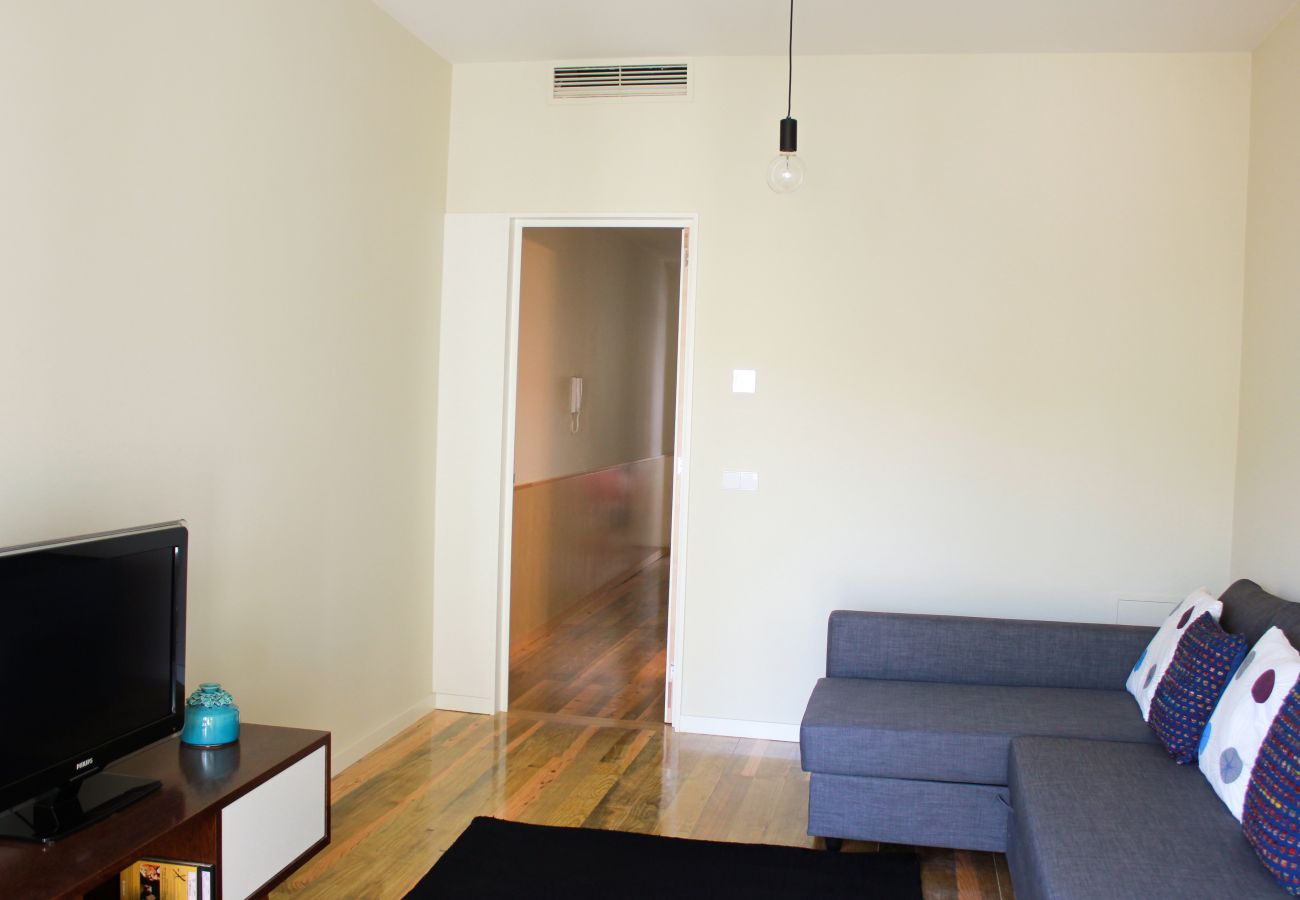 Apartamento em Porto - São Bento - One bedroom apartment with balcony