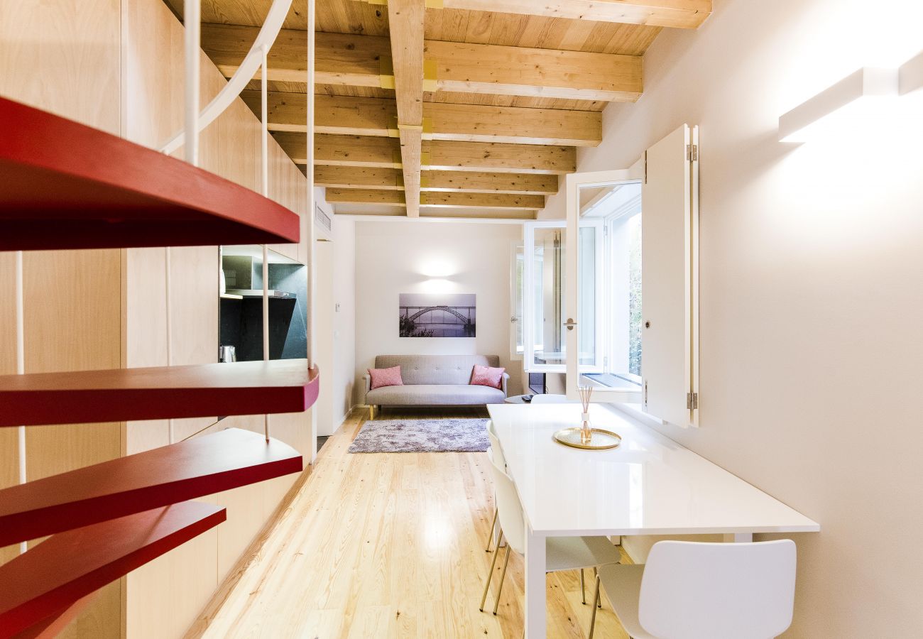 Apartamento em Porto - São João - Duplex apartment with terrace