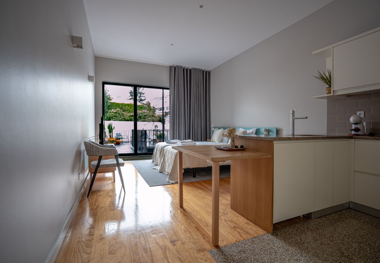 Estúdio em Porto - Flores Studio - with terrace