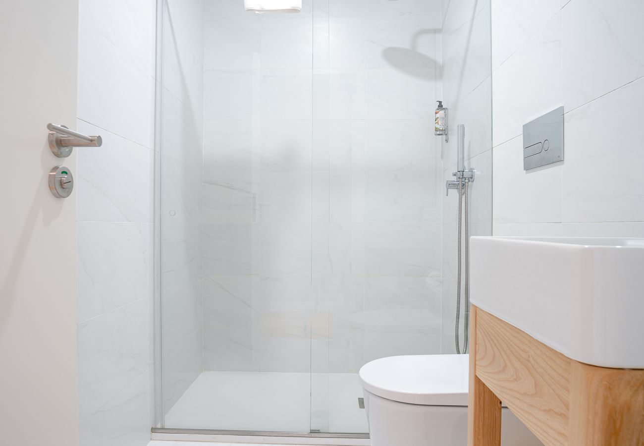 Estúdio em Porto - Santa Catarina Studio - with garden view